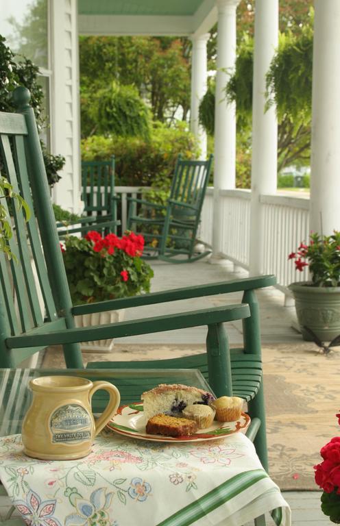 White Doe Inn Bed & Breakfast Manteo Exterior photo
