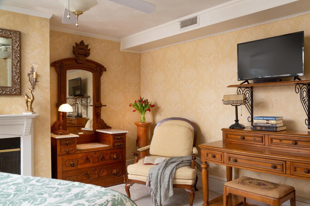 White Doe Inn Bed & Breakfast Manteo Exterior photo